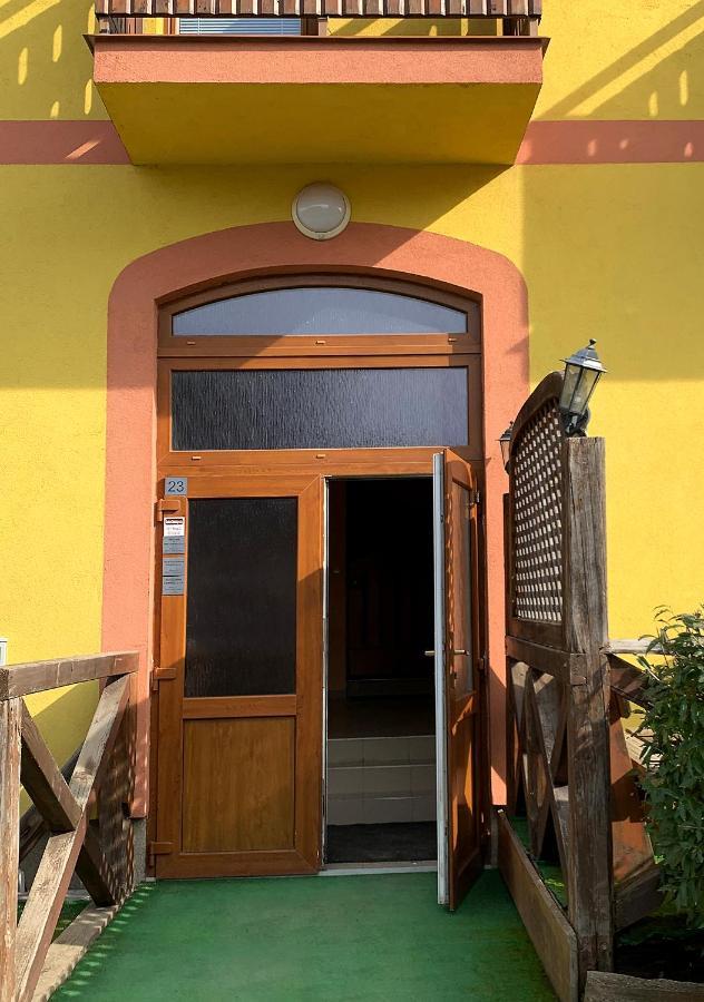 2-Izbovy Apartman Mlynica S Balkonom Kültér fotó