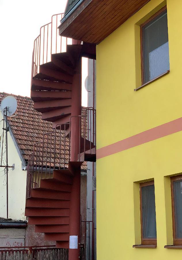 2-Izbovy Apartman Mlynica S Balkonom Kültér fotó